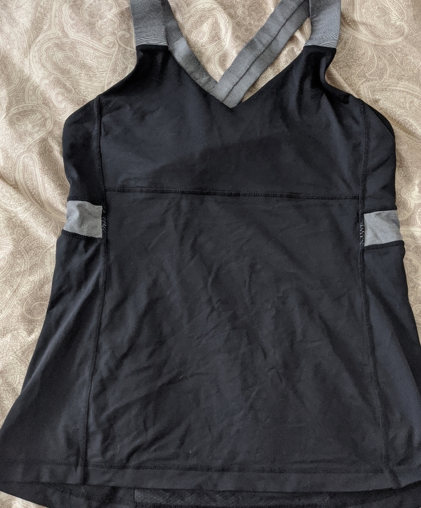 Slim looking Lululemon athletic top